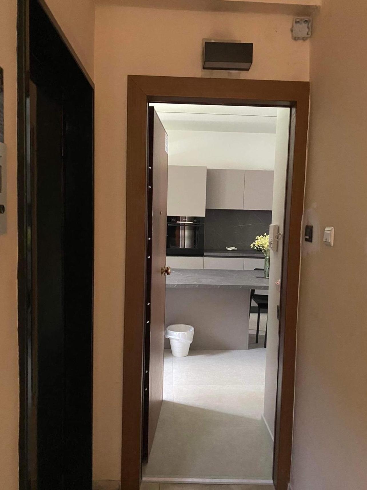 Sapfo Luxury 1 In *