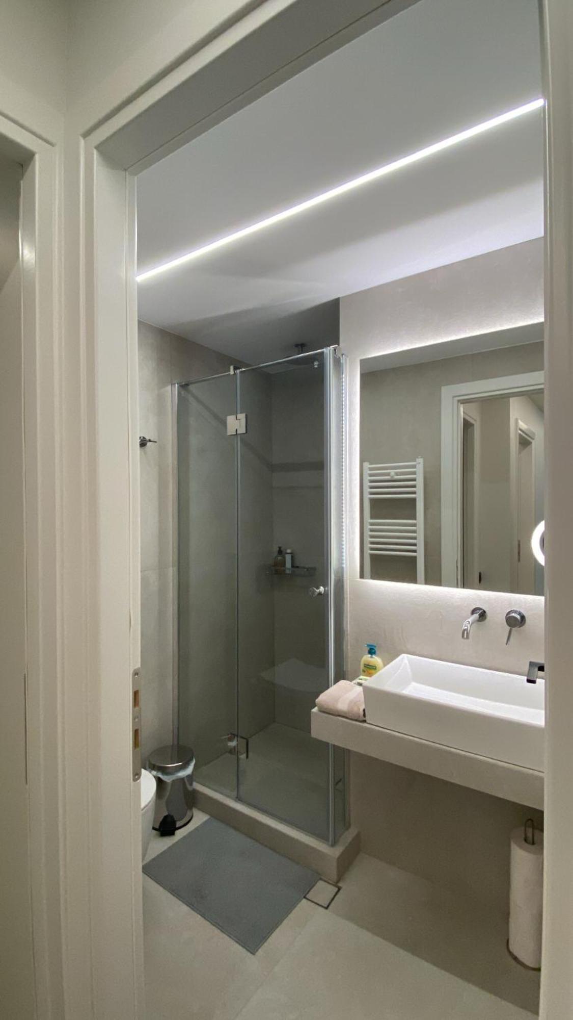 Sapfo Luxury 1 In * Athens