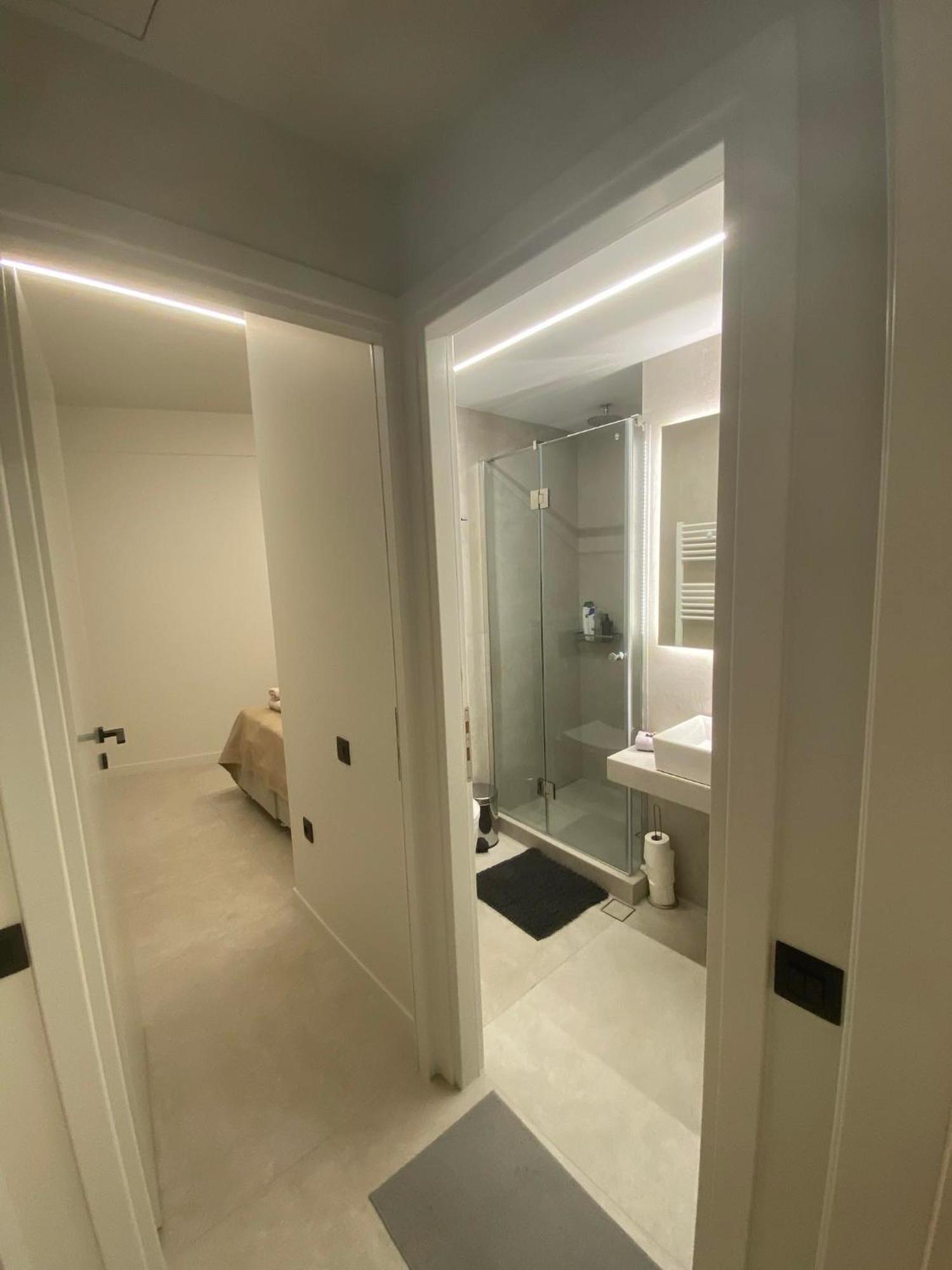 Sapfo Luxury 1 In * Athens